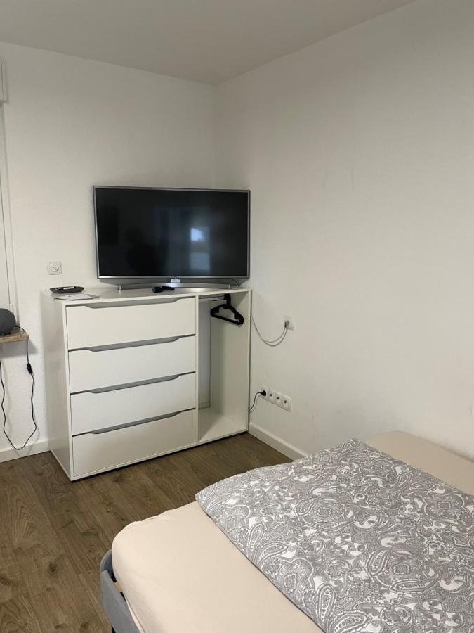 Gemuetliche 1-Zimmer Wohnung Mit Eigenem Eingang Wesseling Exterior foto